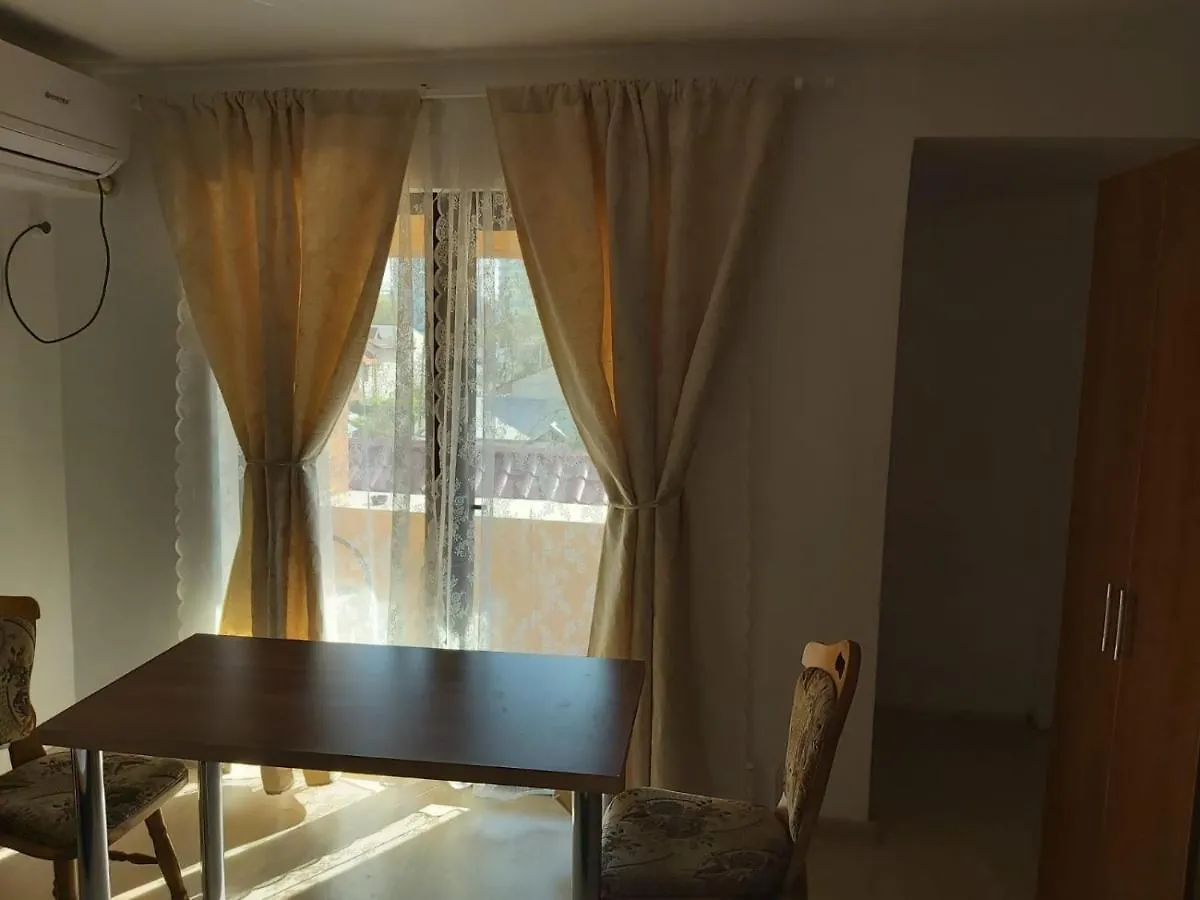 Pensiunea Casa Mara Bucharest 0*,  Romania
